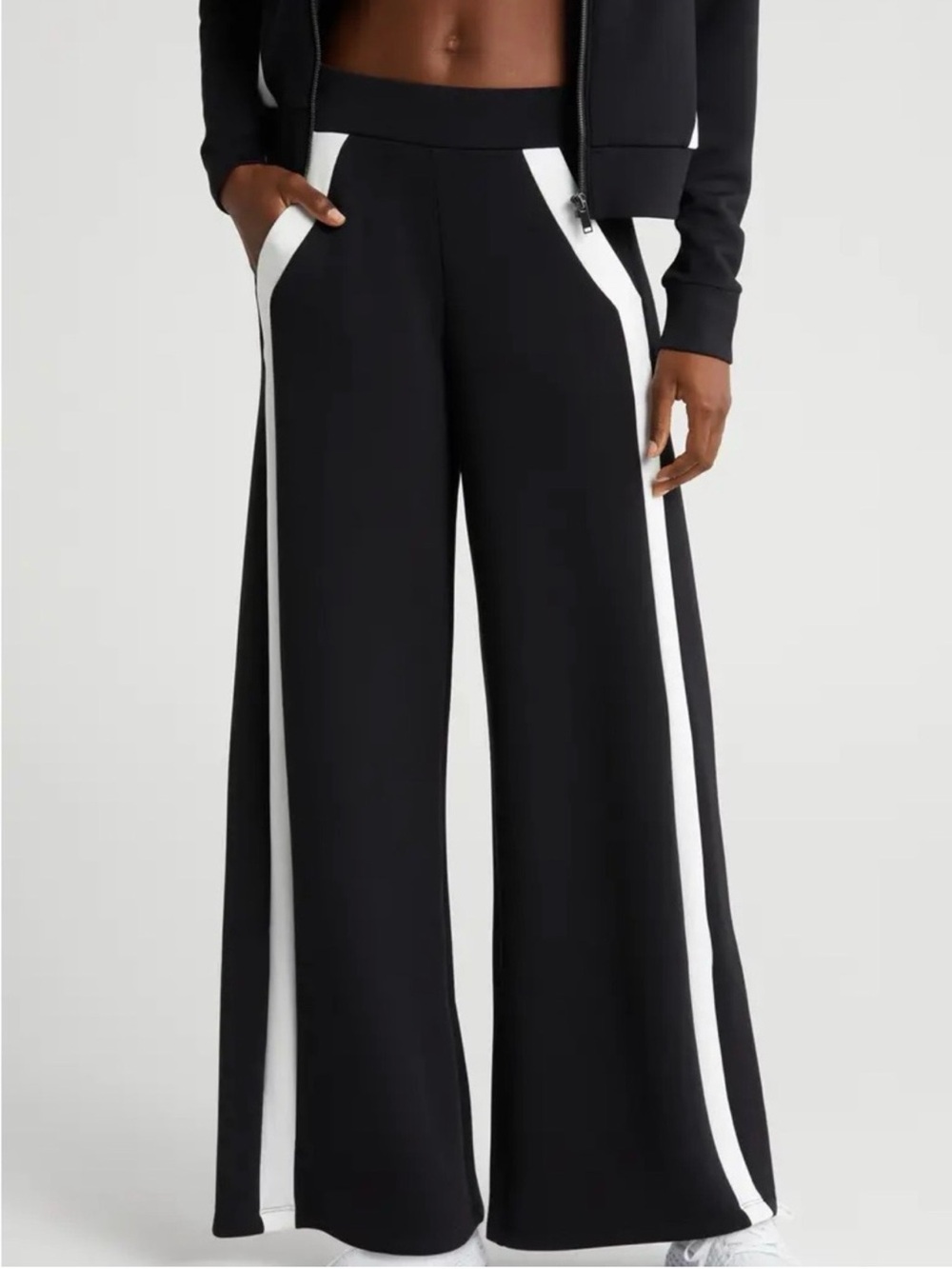Spanx AirEssentials Stripe Wide Leg Track Pants in Black/White Size Large